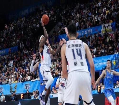 拉亚,场赛事零封,领跑五大联,博鱼体育,博鱼体育官方,博鱼体育登录,博鱼体育入口,博鱼体育登录